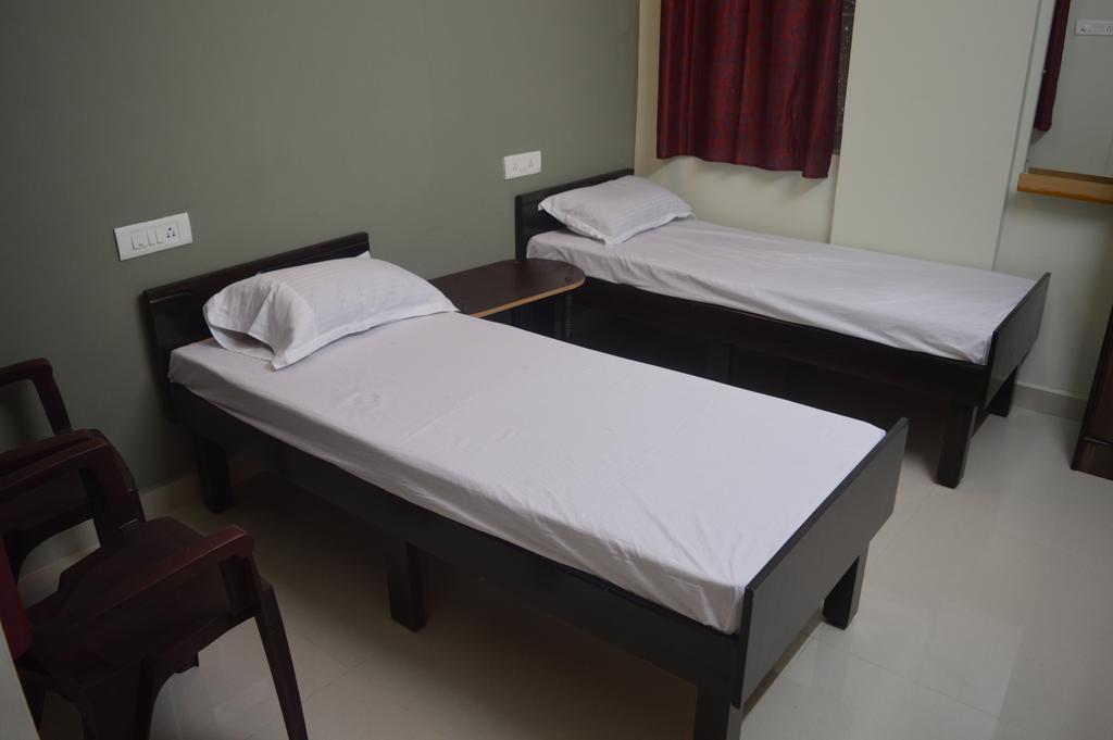 Sri Balaji Guest House Bangalore Dış mekan fotoğraf
