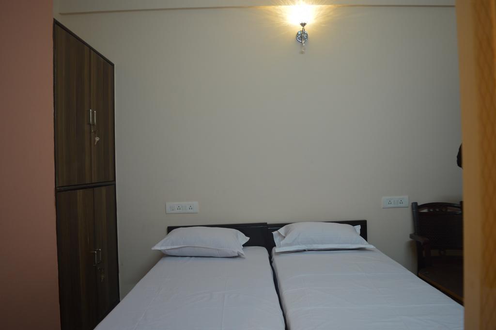 Sri Balaji Guest House Bangalore Dış mekan fotoğraf